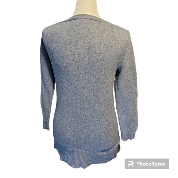 Banana Republic Grey Women's V-neck Sweater Size Small - Picture 3 of 6